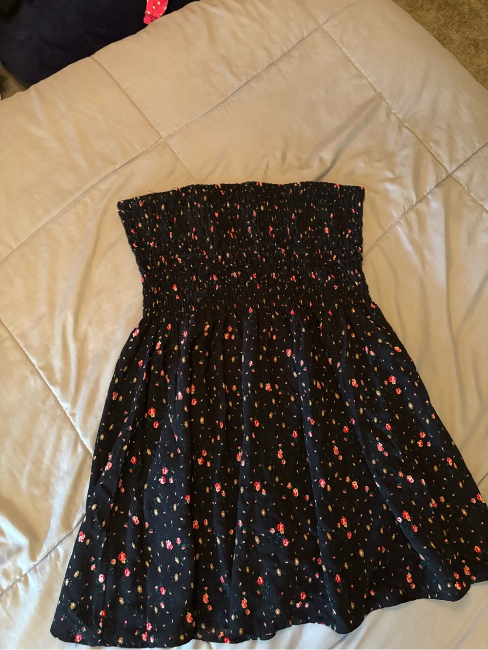 Black Floral Smocked Dress - Picture 3 of 8